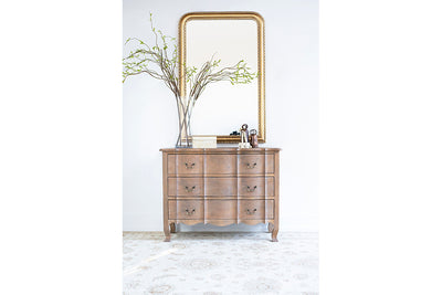 Sabaah Dresser