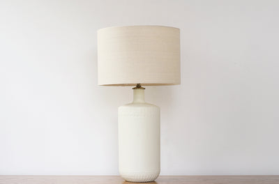 Funnel Neck lamp in White